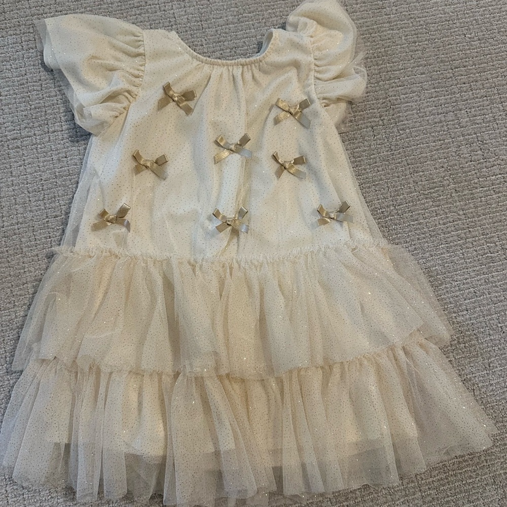 Girls (5T) Ivory Tulle Dress with Gold Bows and sparkles, ruffle skirt
